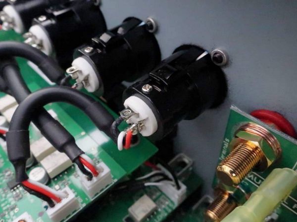 Musical Fidelity M8xi sztereó erősítő