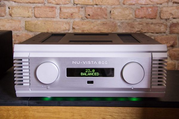 Musical Fidelity Nu-Vista 800 sztereó erősítő
