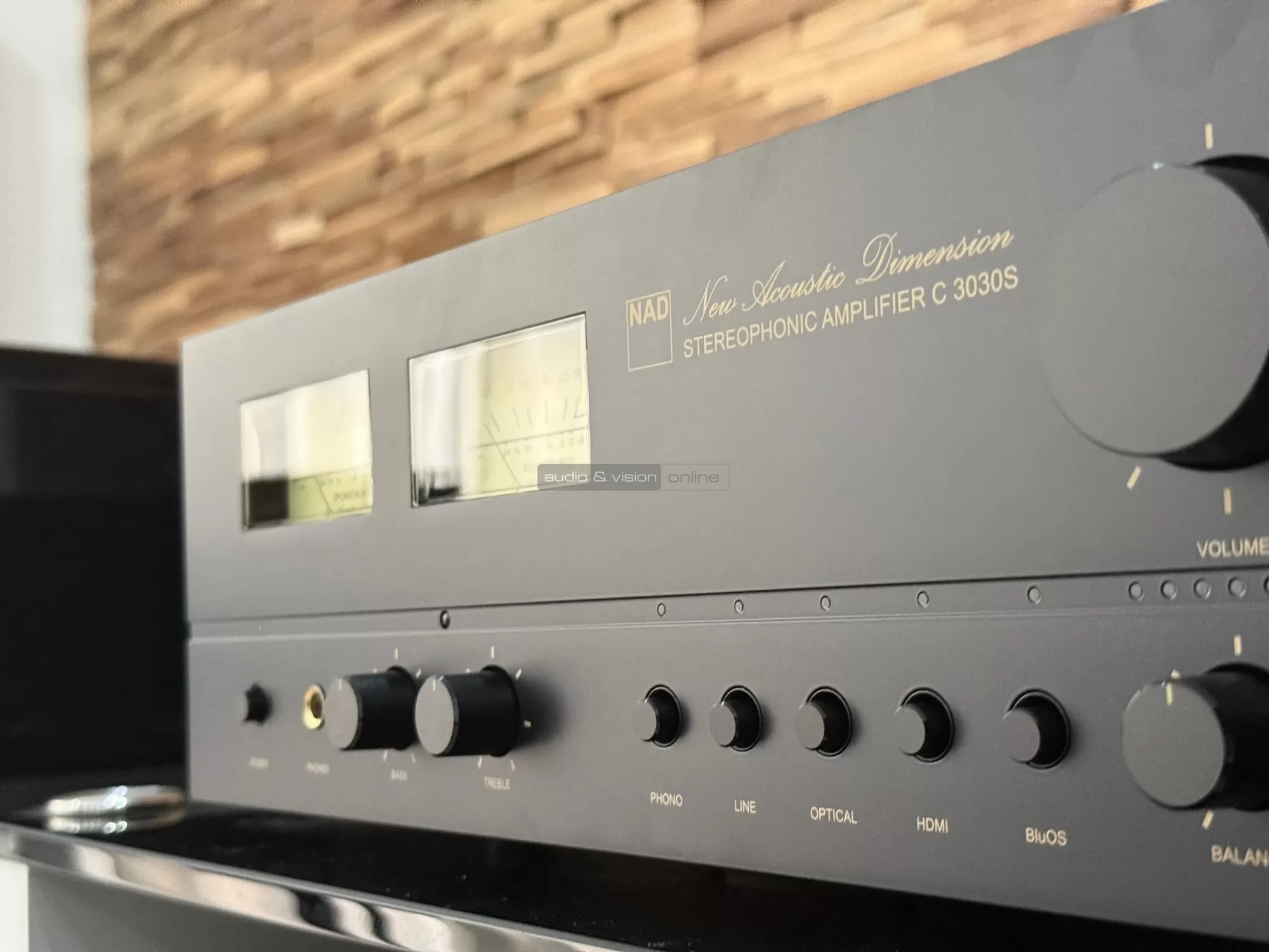 NAD C 3030S hálózati sztereó erősítő