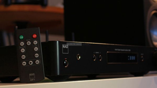 NAD C 338 hibrid digitális sztereó erősítő
