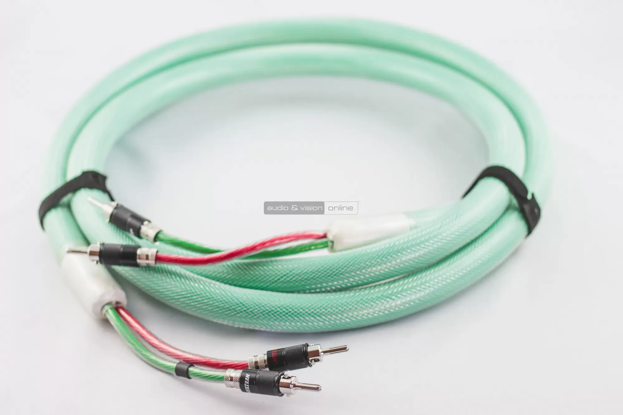 Neotech NES-3002G hangfalkábel