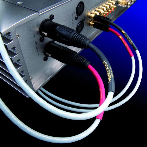 Nordost Leif White Lightning sztereó RCA interkonnekt és XLR kábel