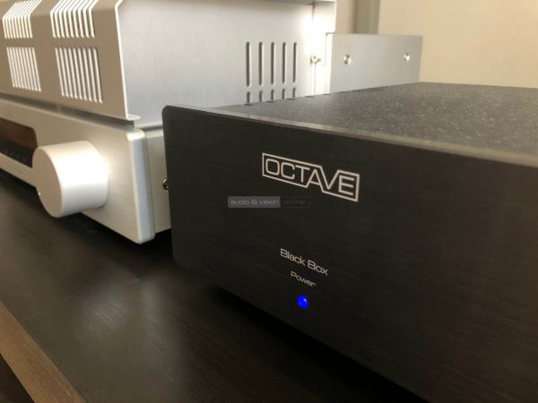 OCTAVE V 40 SE csöves sztereó erősítő Black Box