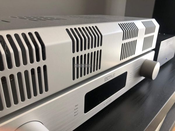OCTAVE V 40 SE csöves sztereó erősítő
