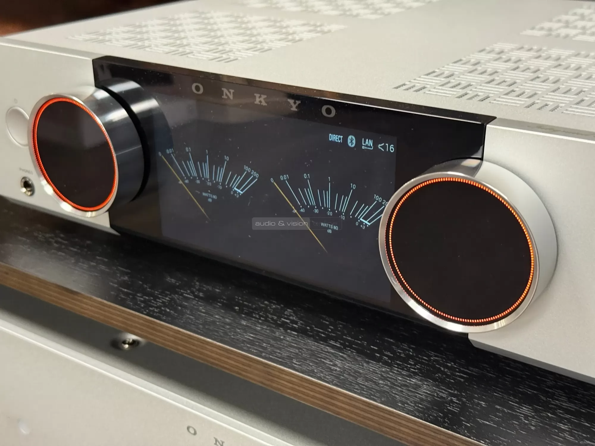 Onkyo Muse Y-50 hálózati sztereó erősítő kijelző