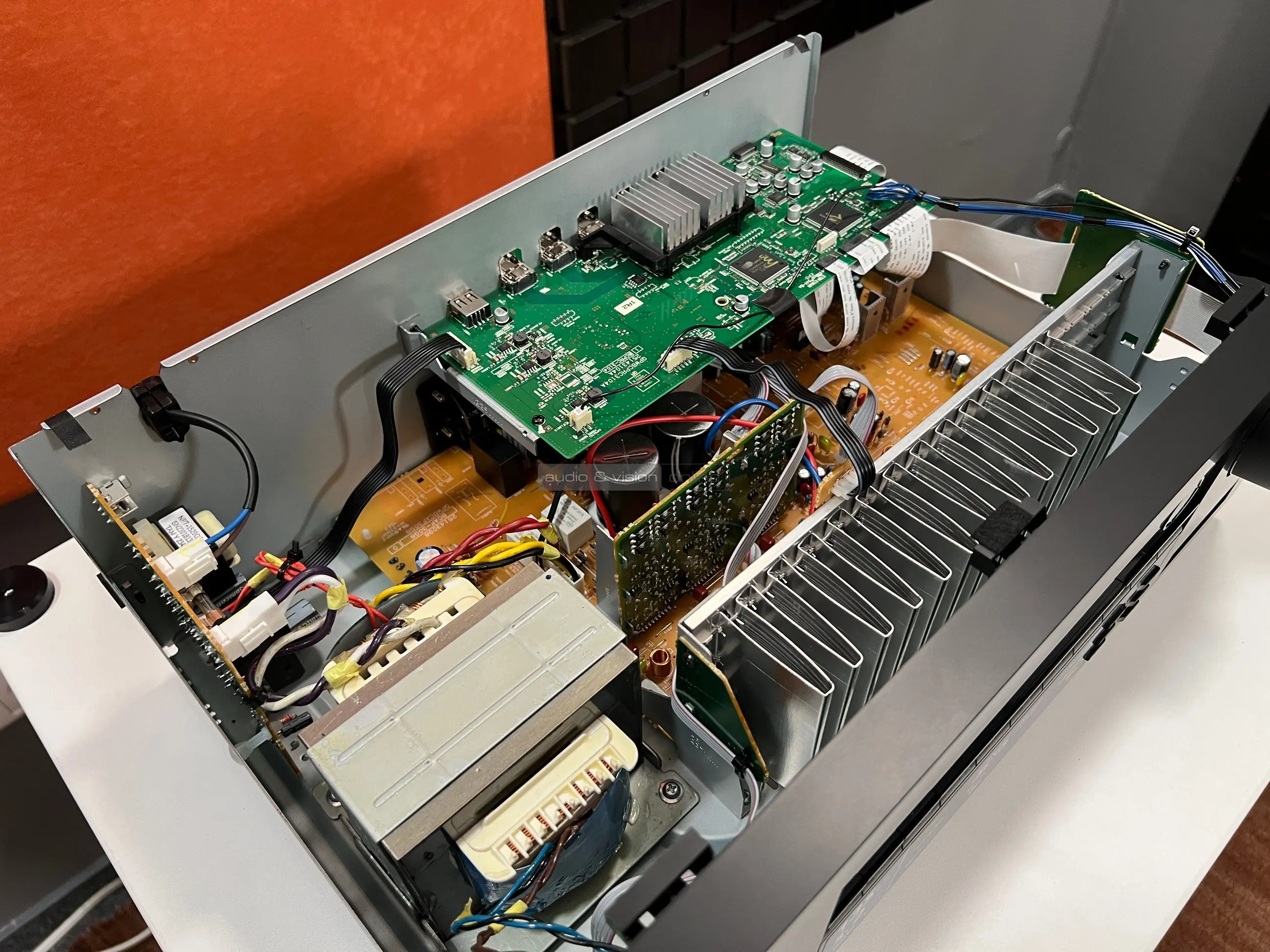Onkyo TX-SR3100 DAB házimozi erősítő