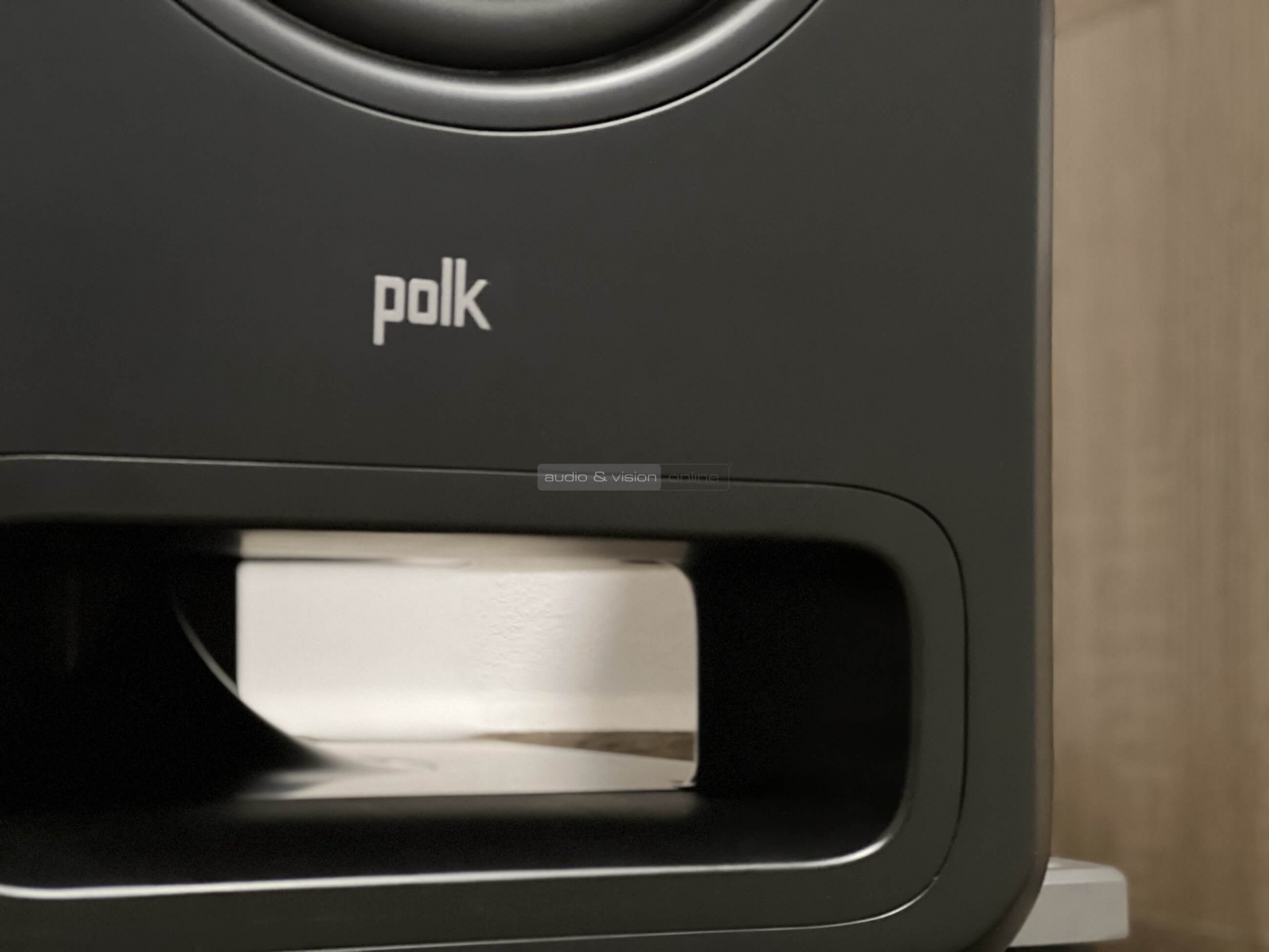 Polk Audio Legend L800 hangfal basszreflex port