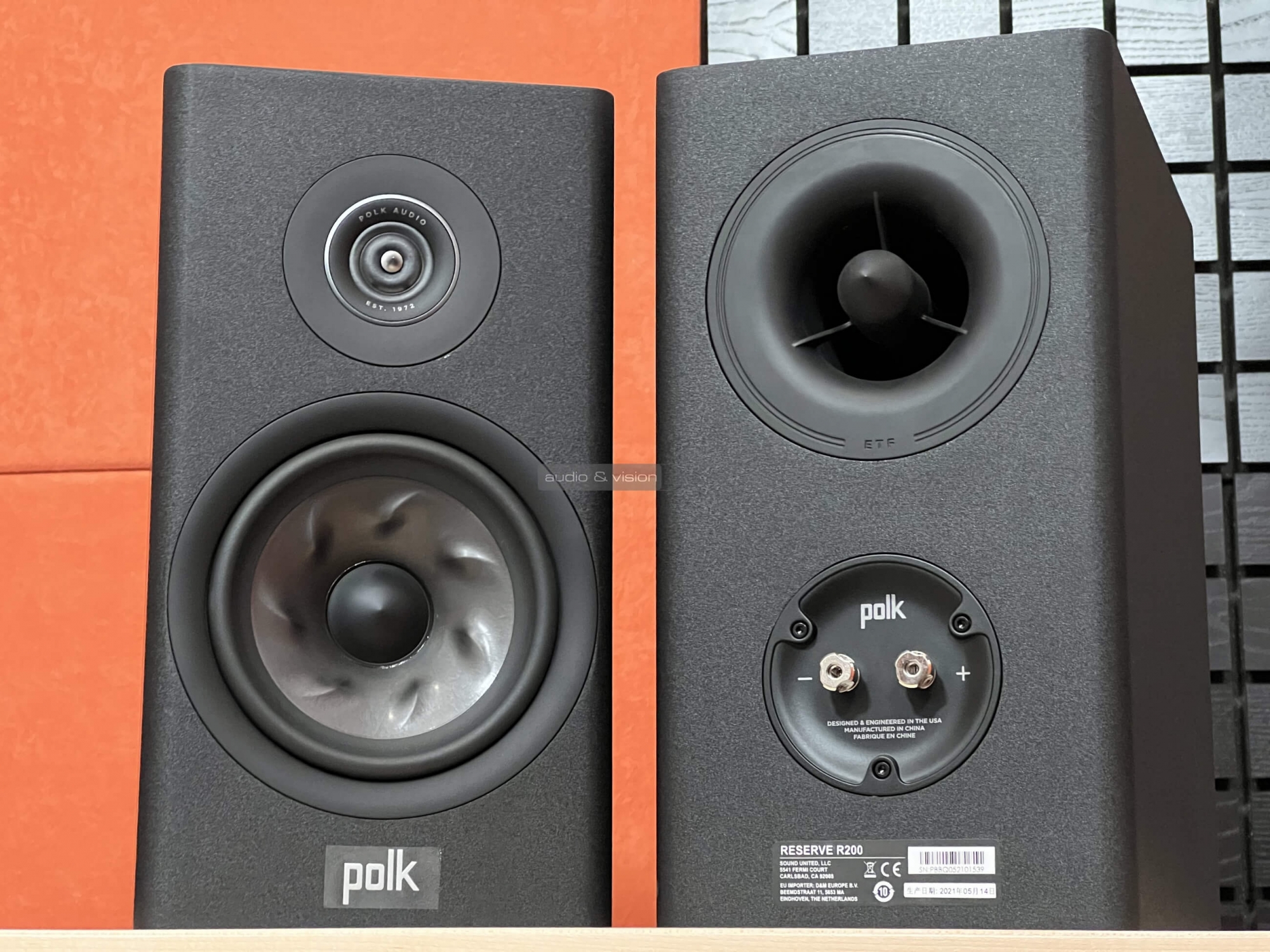 Polk Audio Reserve R200 hangfal hátlap