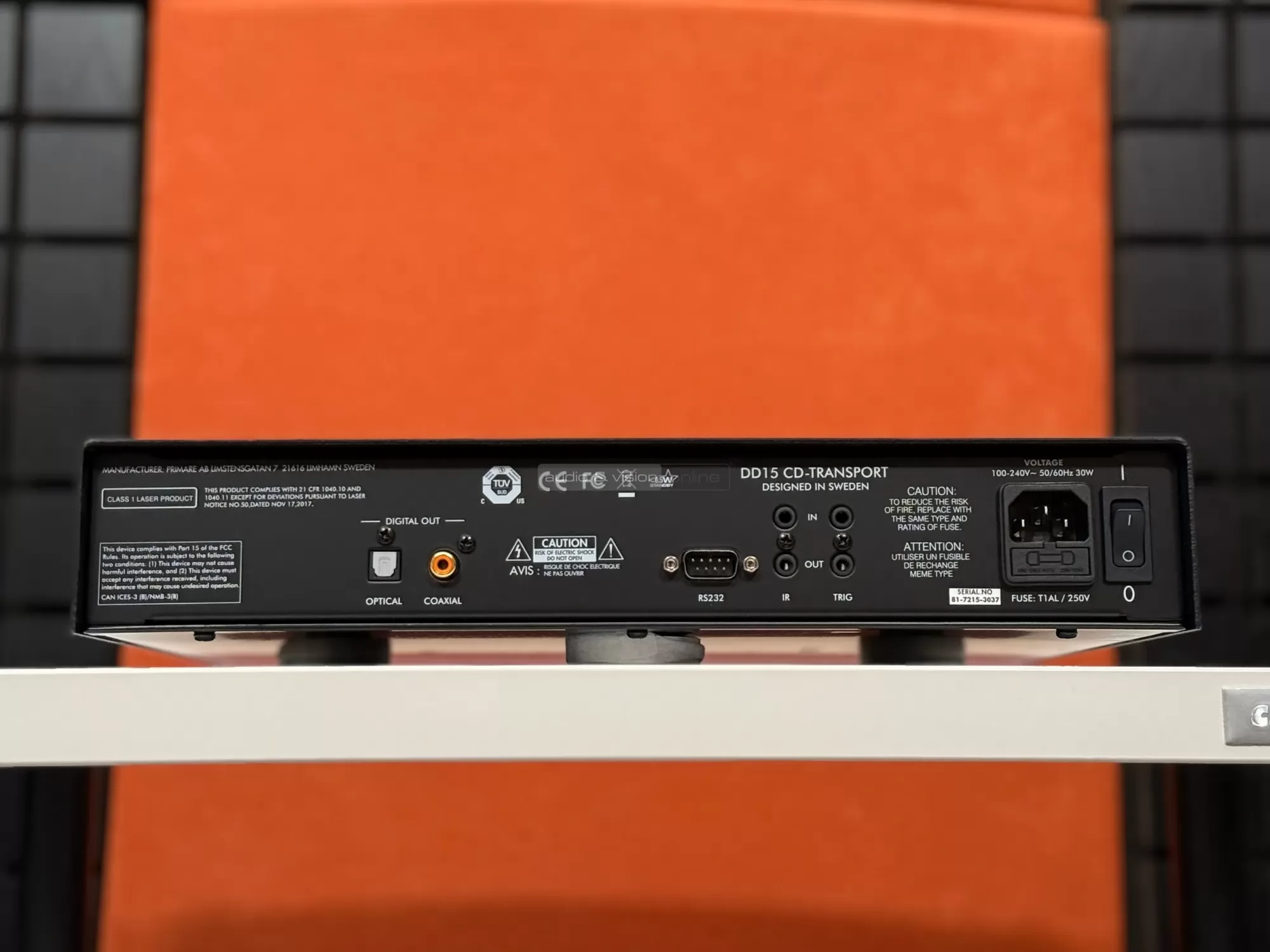 Primare DD15 CD-futómű hátlap