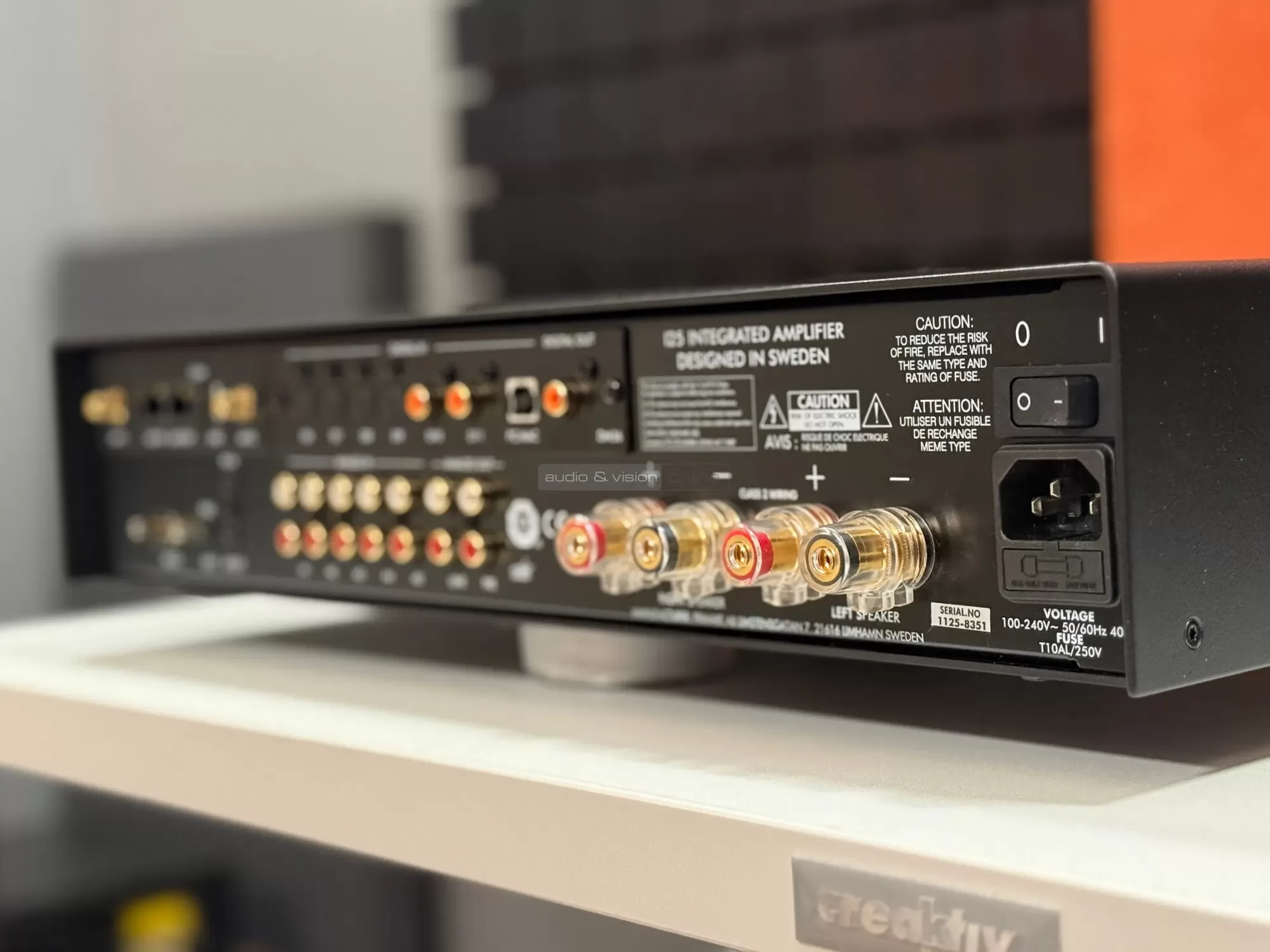 Primare I25 Prisma DM36 hálózati sztereó erősítő hátlap