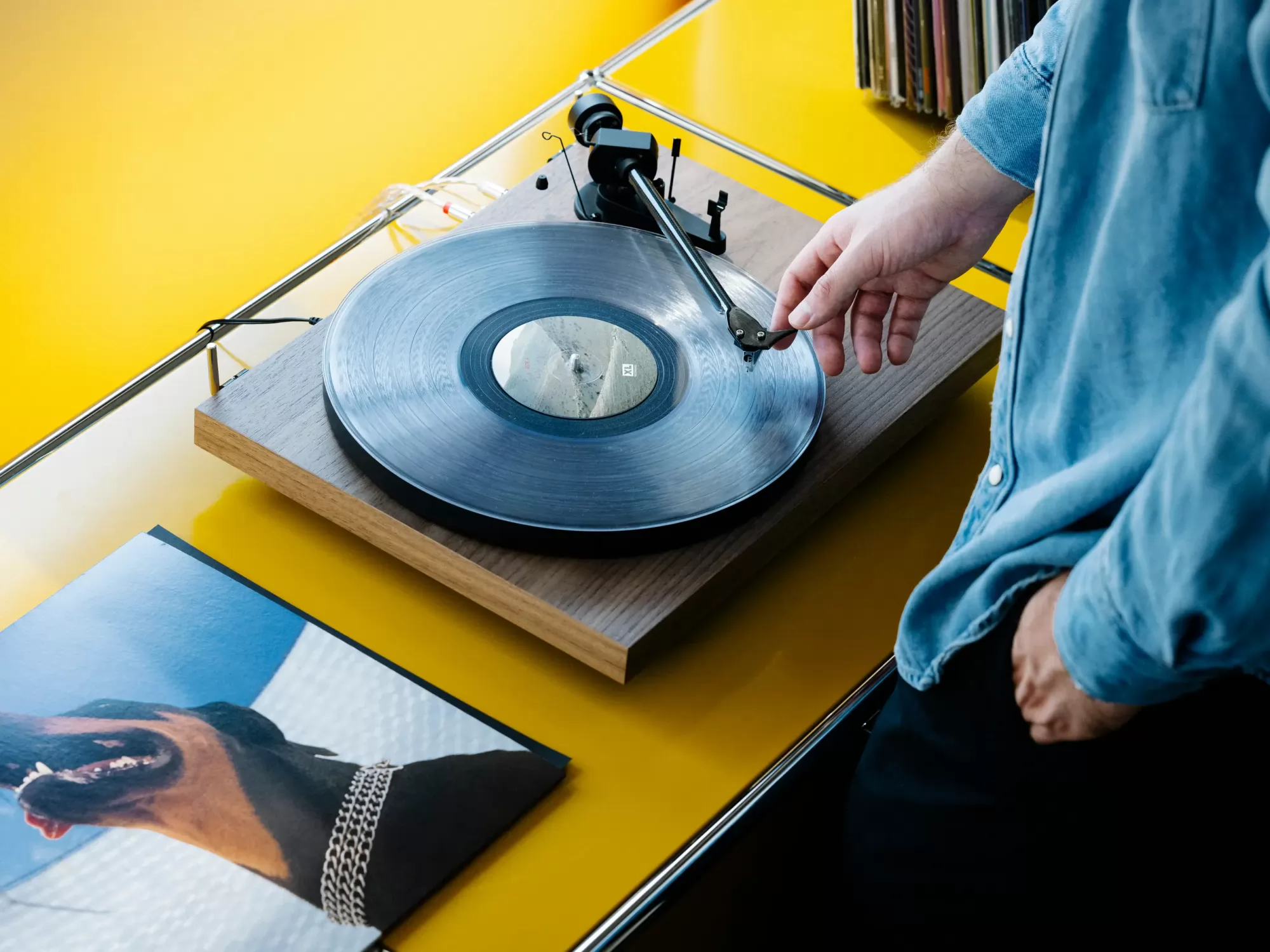 Pro-Ject Debut EVO 2 vinyl lemezjátszó