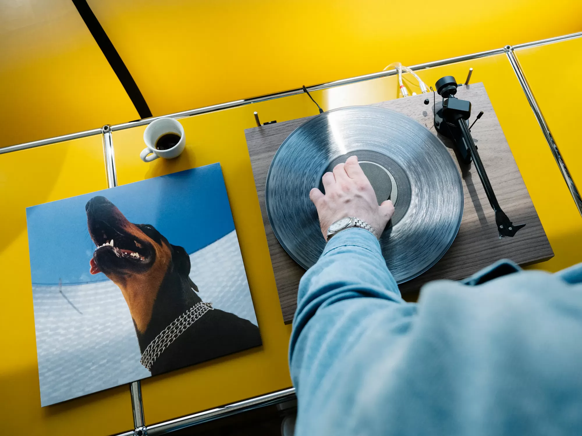 Pro-Ject Debut EVO 2 vinyl lemezjátszó