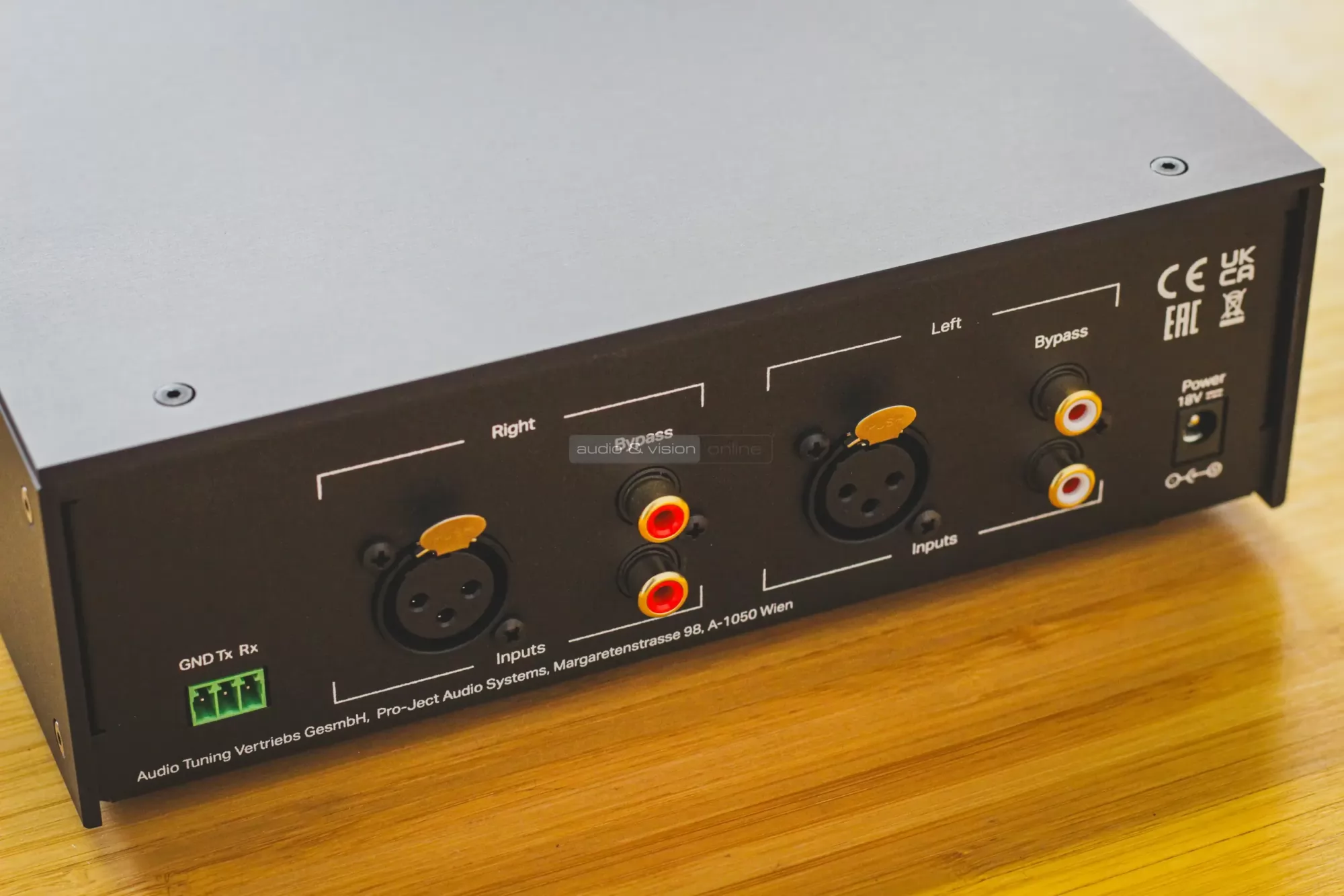 Pro-Ject Head Box DS3 B fejhallgató erősítő hátlap