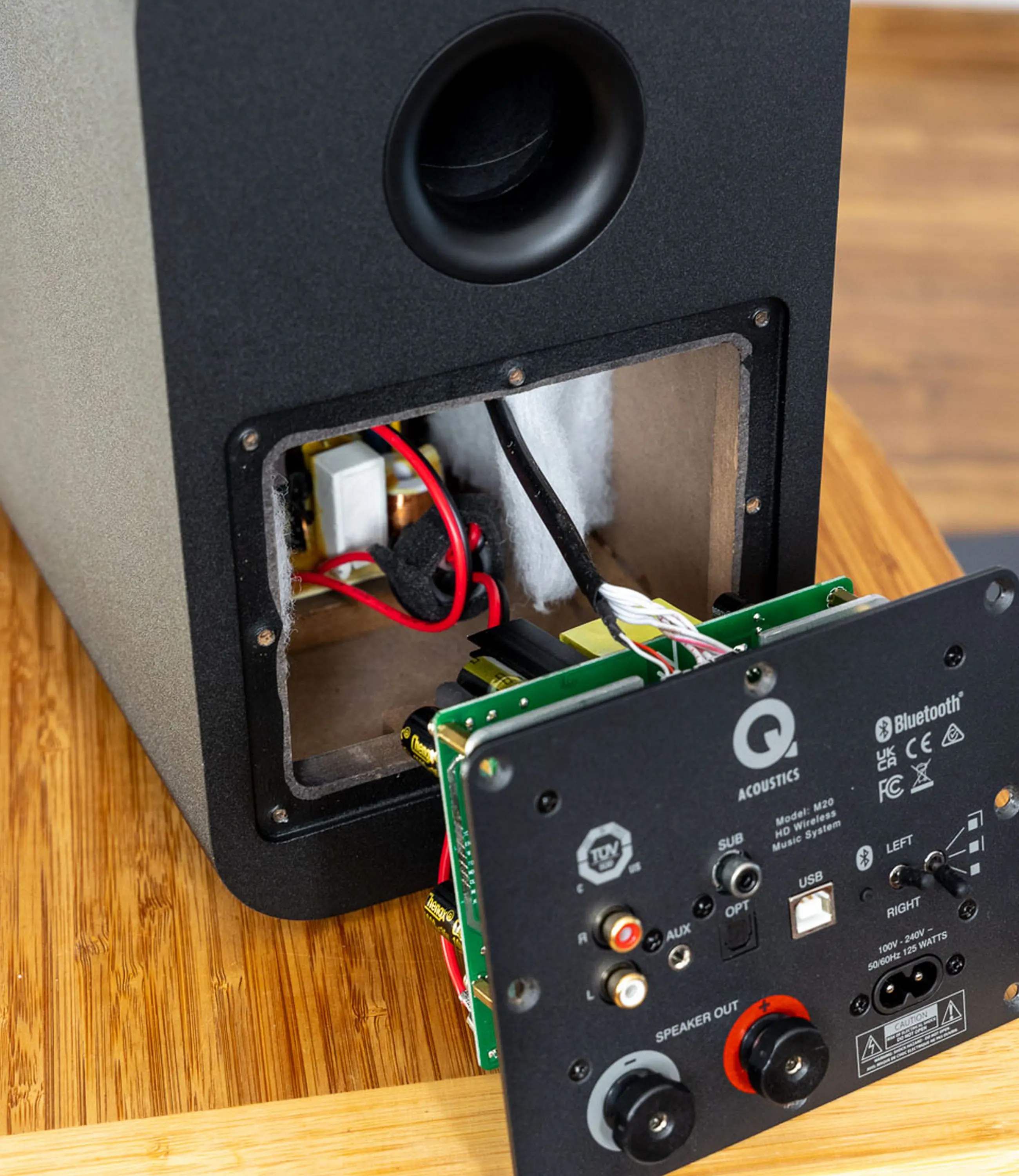 Q Acoustics M20 HD aktív hangfal
