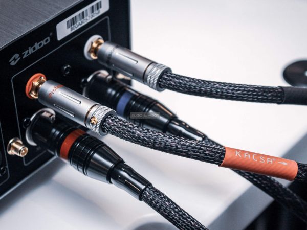 KáCsa KCO-IS1 RCA és XLR kábelek
