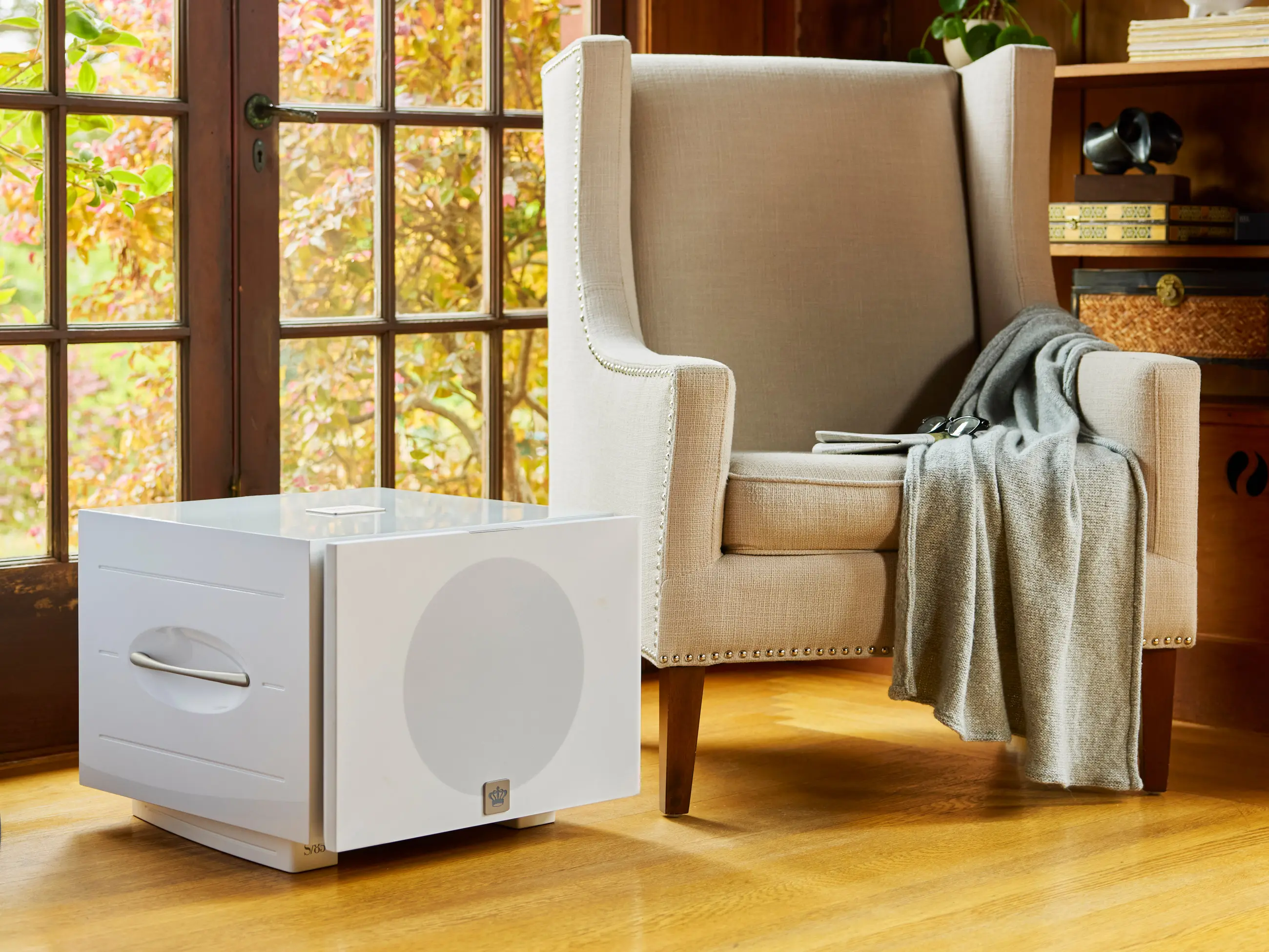 REL S/850 mélyláda