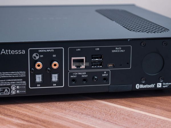 Roksan Attessa Streaming Amplifier hálózati sztereó erősítő digitális bemenetek