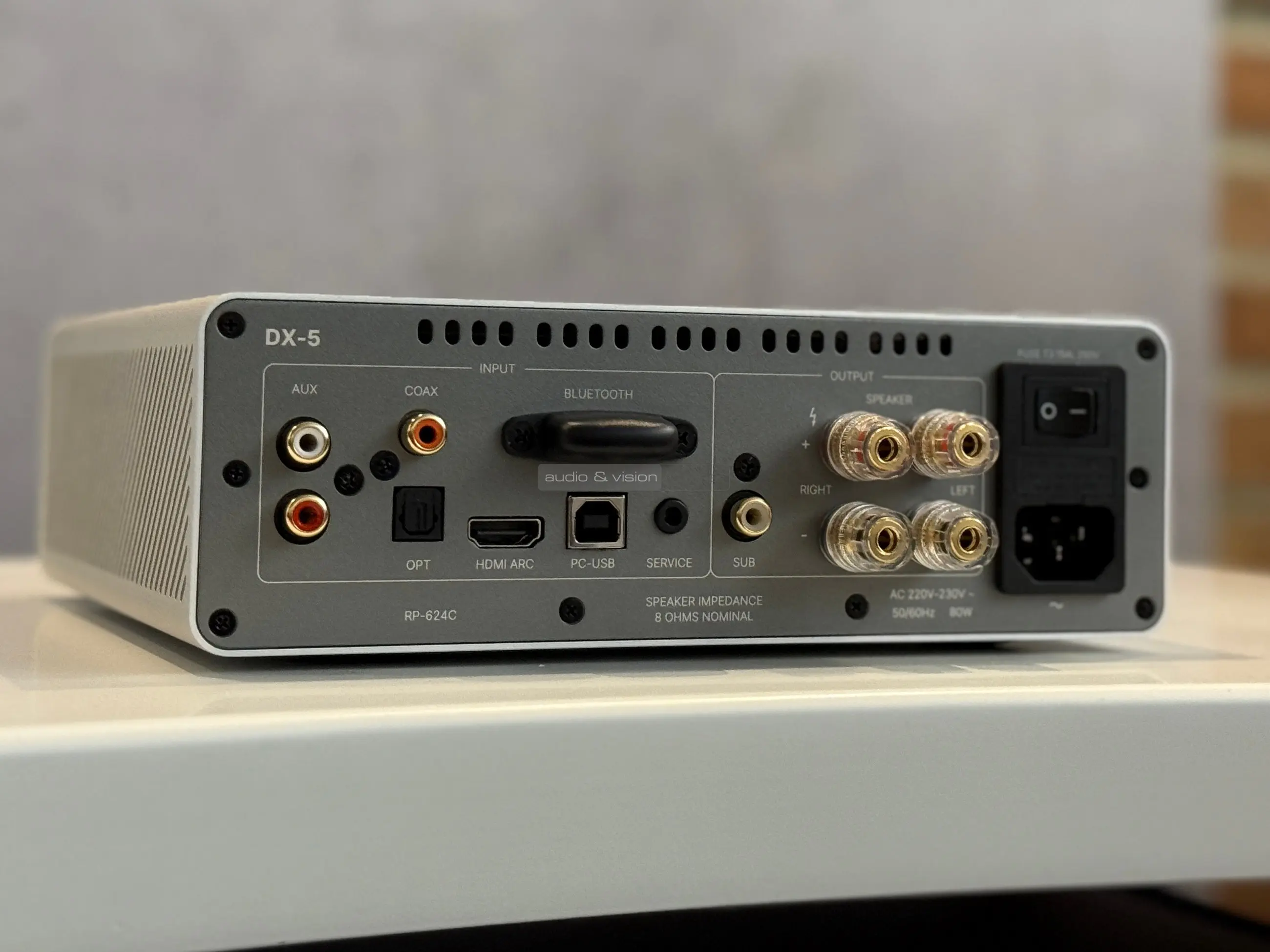 Rotel DX-5 sztereó erősítő hátlap