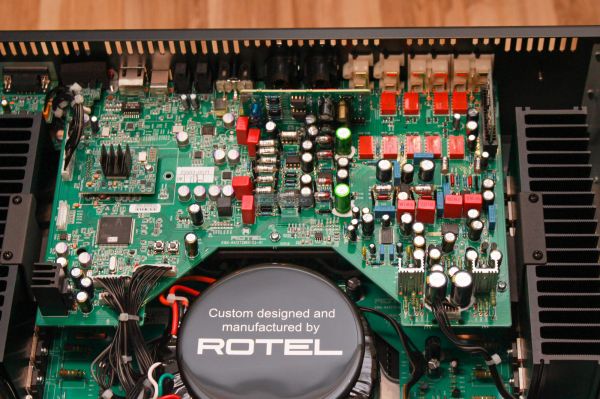 Rotel RA-1572MKII sztereó erősítő