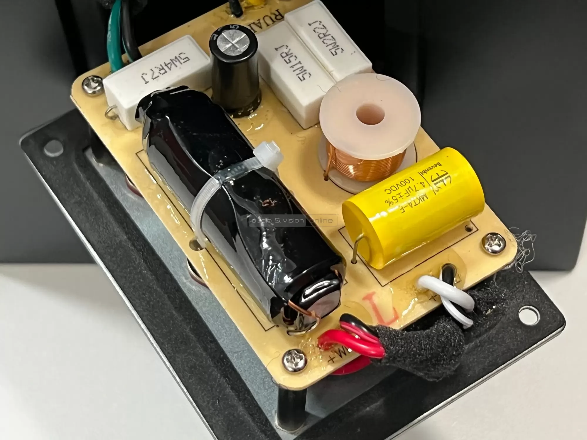 Ruark Sabre-R hangfal keresztváltó