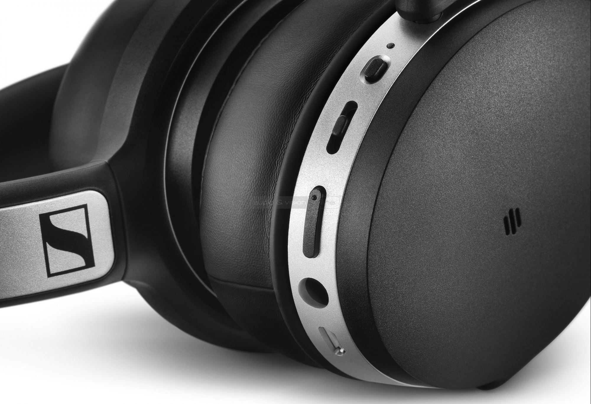 Sennheiser HD 4.50 BTNC aktív zajzáras Bluetooth fejhallgató