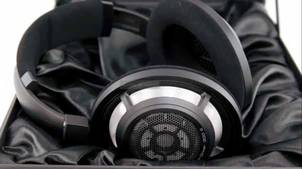 Sennheiser HD 800 S high end fejhallgató doboz