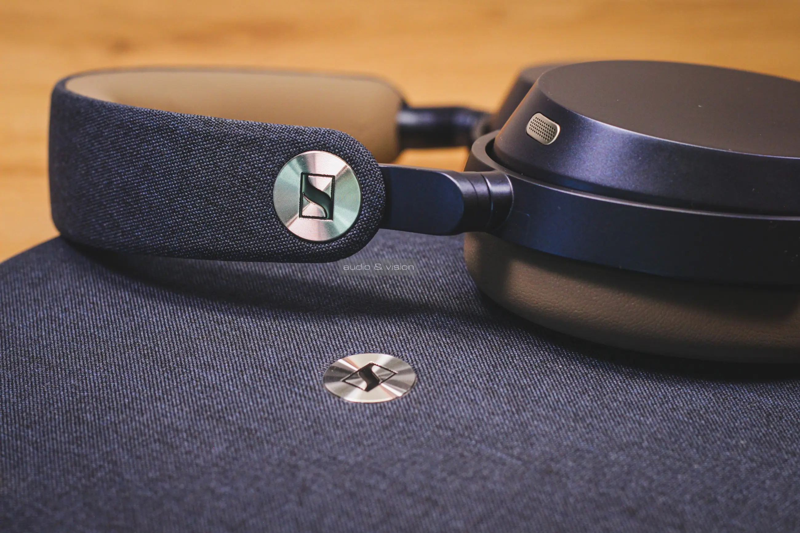 Sennheiser MOMENTUM 5 Wireless Bluetooth fejhallgató fejpánt