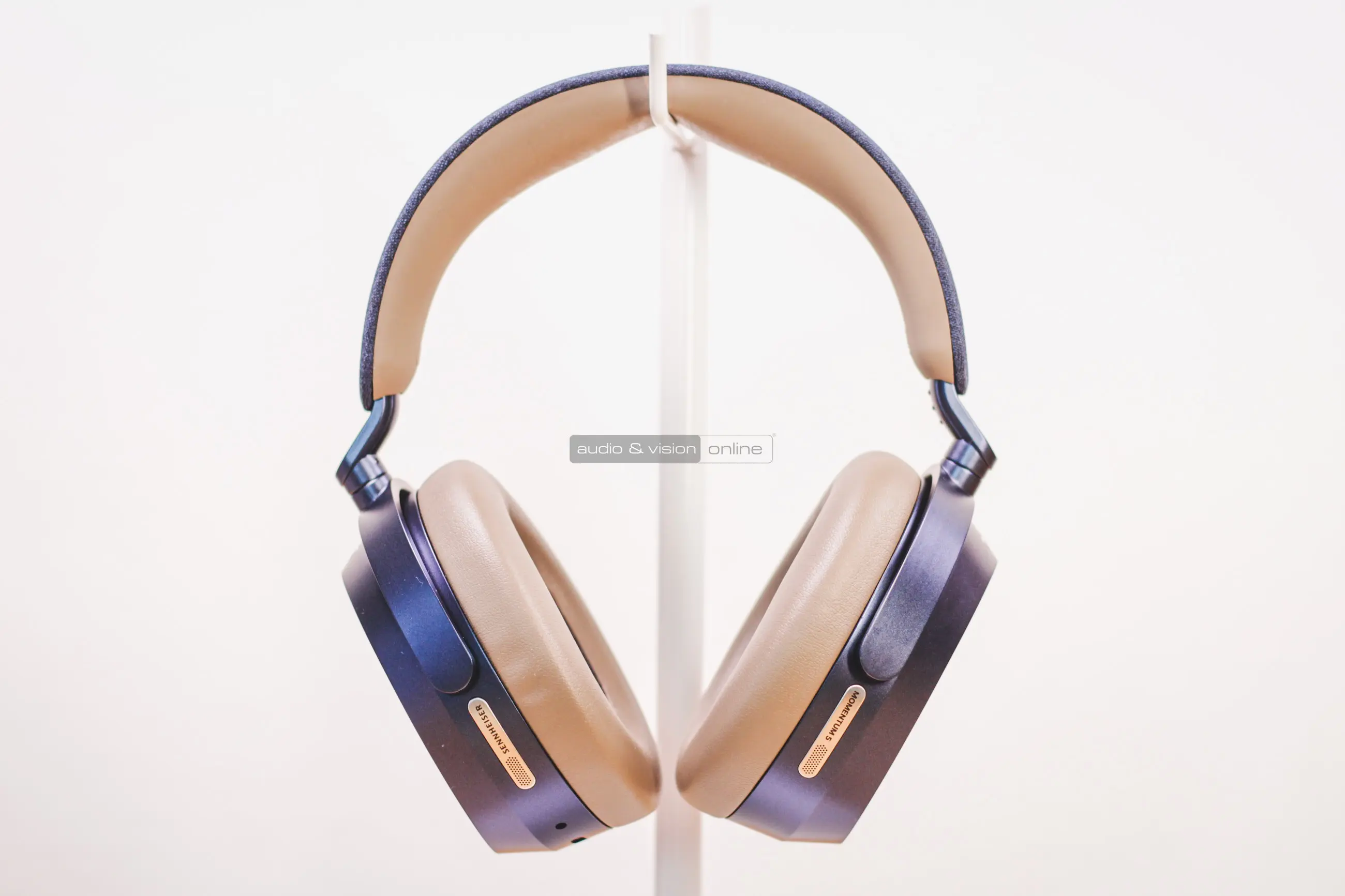 Sennheiser MOMENTUM 5 Wireless Bluetooth fejhallgató front
