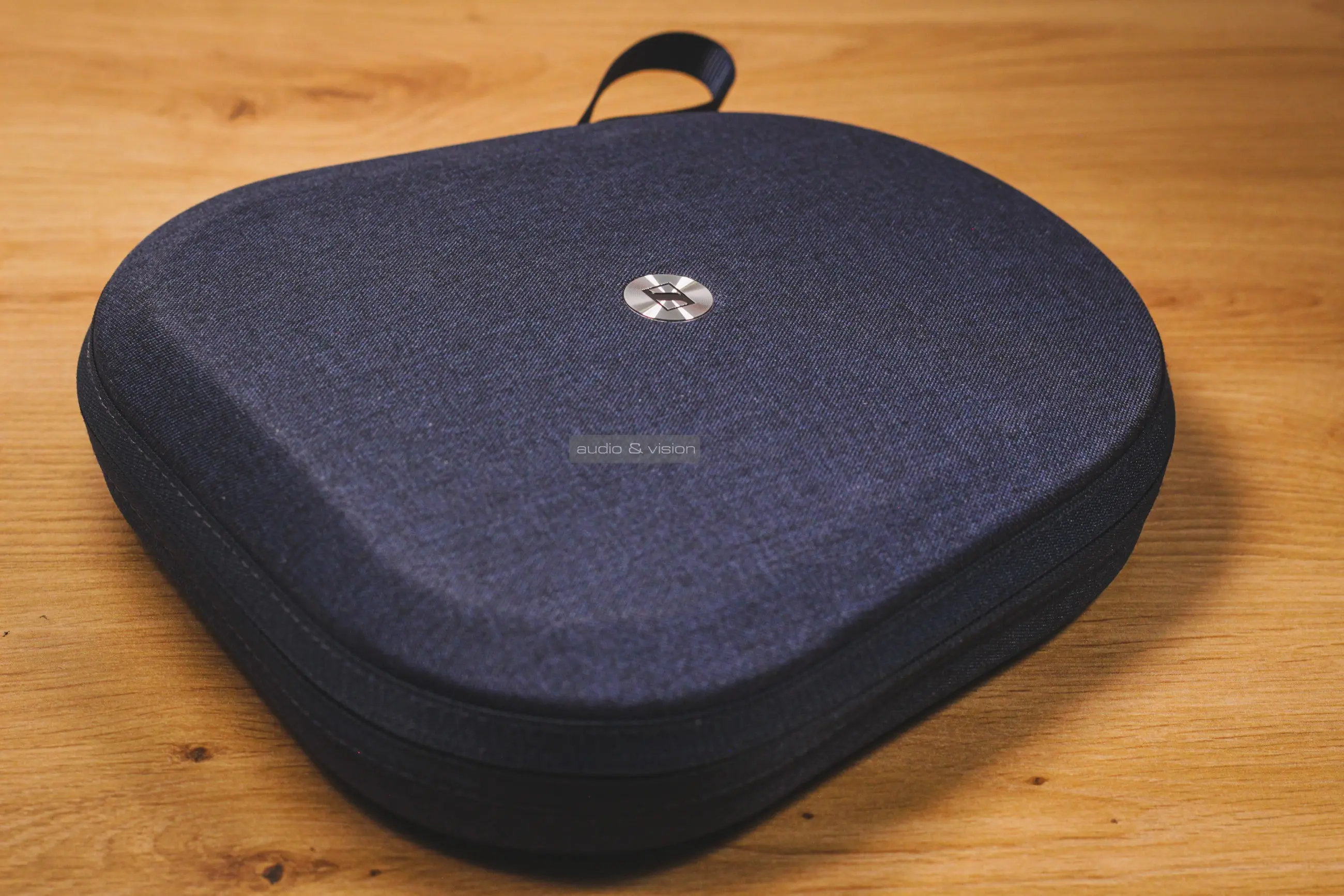 Sennheiser MOMENTUM 5 Wireless Bluetooth fejhallgató tok