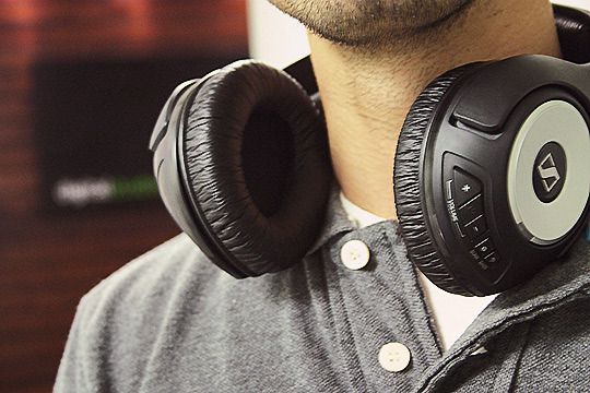 Sennheiser RS 170 vezetéknélküli digitális rádiófrekvenciás fejhallgató