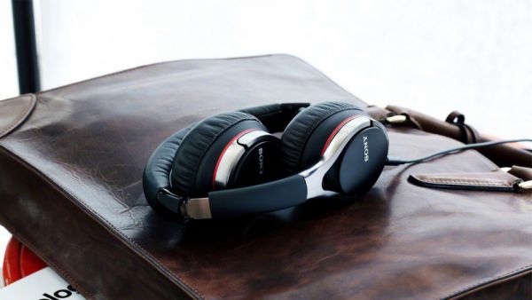 Sony MDR-10RBT Bluetooth vezetéknélküli fejhallgató