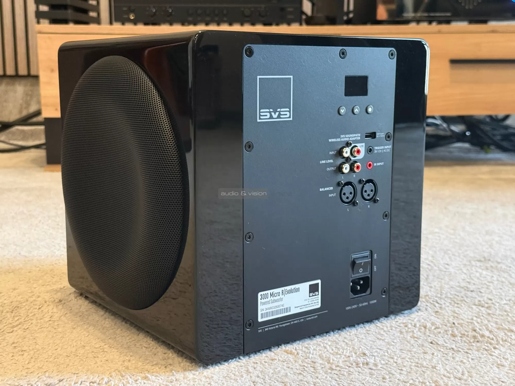 SVS 3000 Micro REvolution mélyláda hátlap