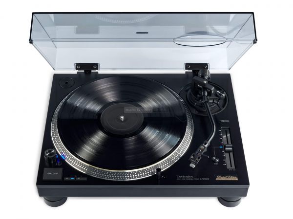 Technics SL-1210GAE 55th Anniversary Limited Edition vinyl lemezjátszó