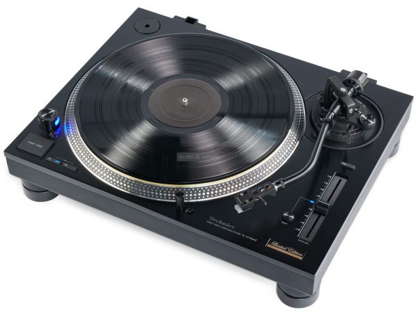 Technics SL-1210GAE 55th Anniversary Limited Edition vinyl lemezjátszó