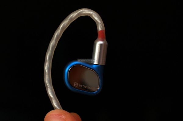 Ultrasone Saphire high end fülhallgató