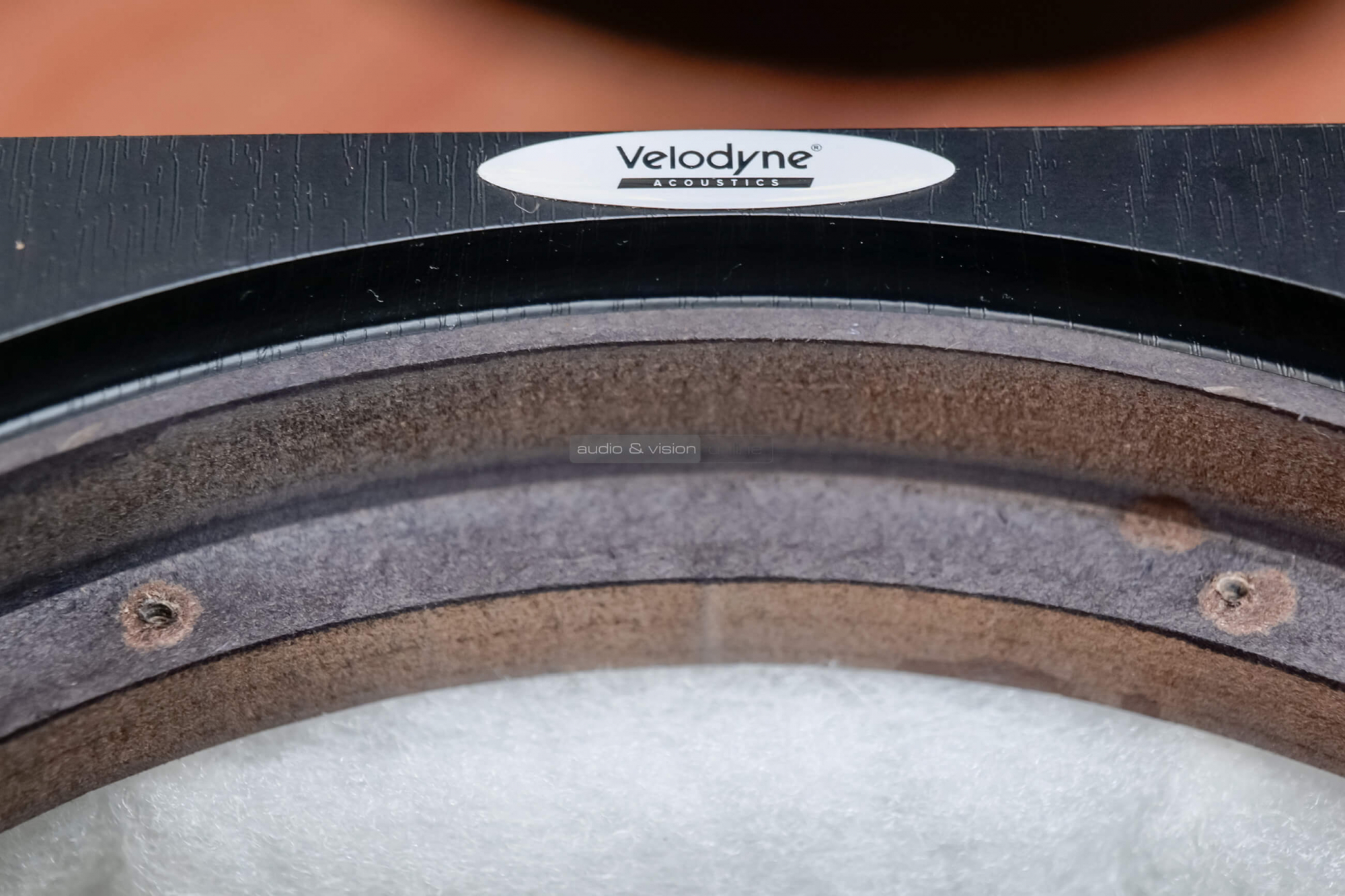 Velodyne DB12 aktív mélyláda