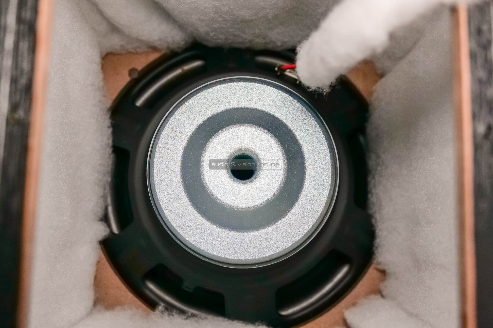 Velodyne DB12 aktív mélyláda