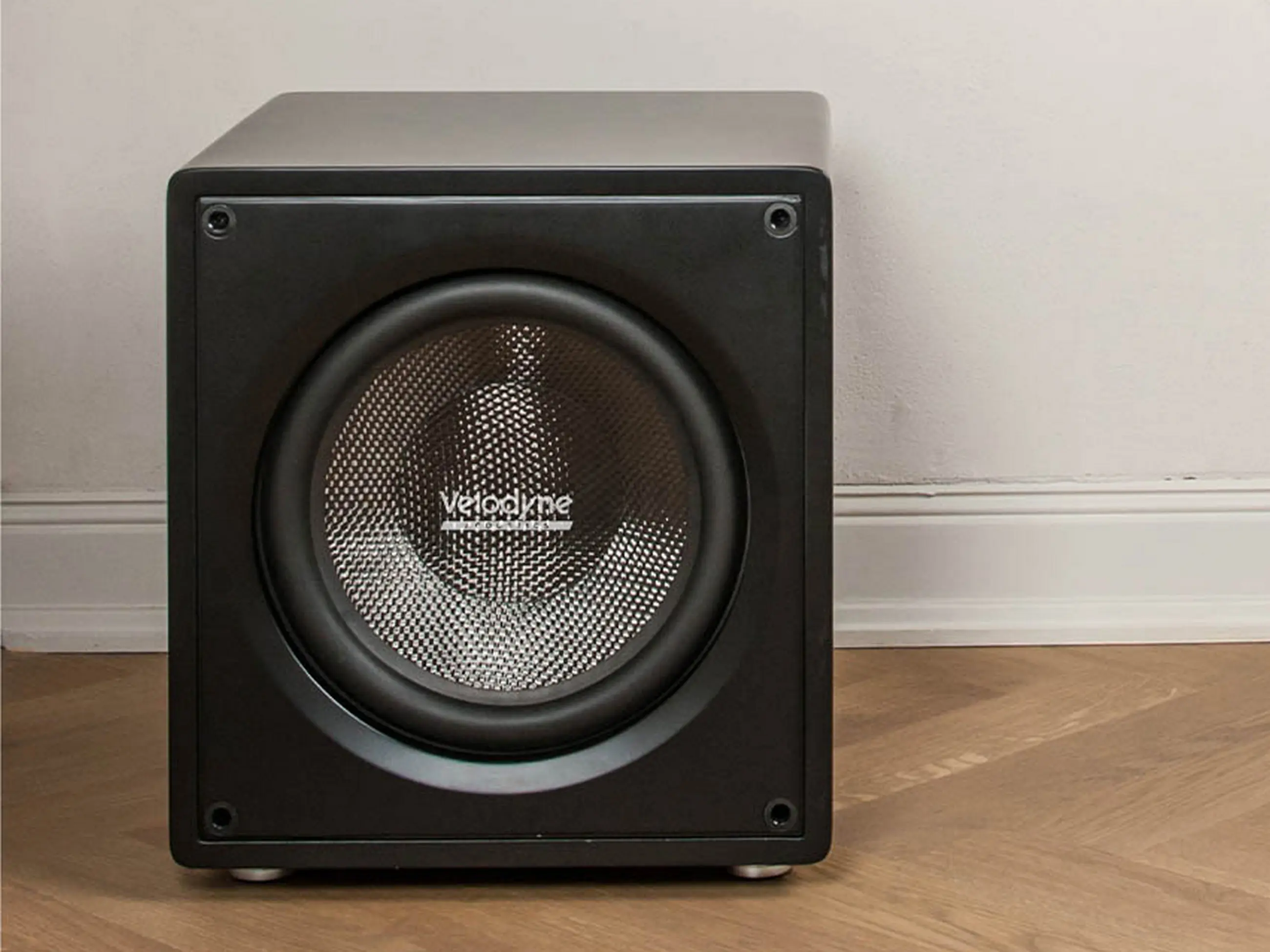 Velodyne VI-Q 10 mélyláda