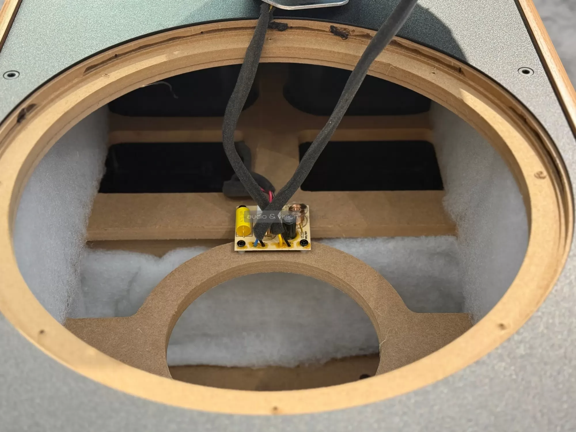 Vestlyd V15C hangfal