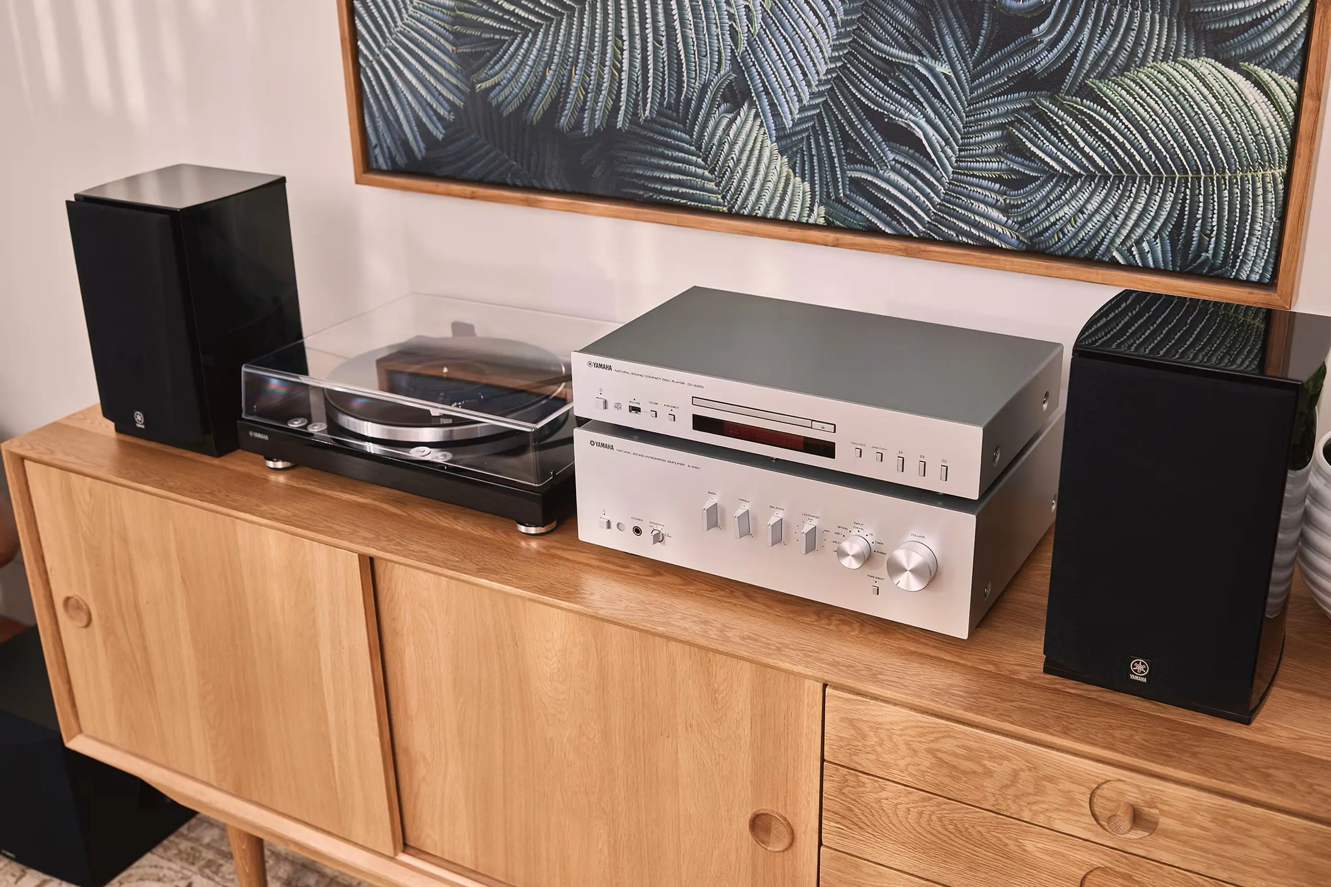 Yamaha TT-S303 vinyl lemezjátszó