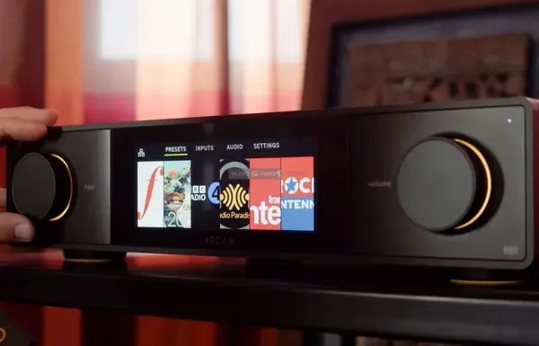 Arcam Radia SA35 hálózati sztereó erősítő