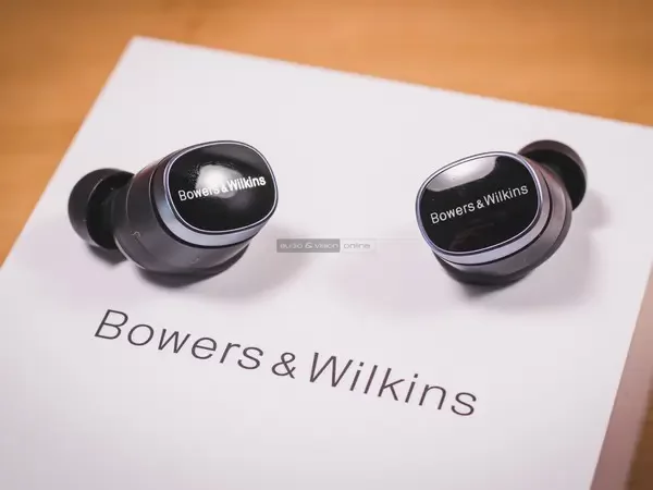 Bowers & Wilkins Pi8 Bluetooth fülhallgató