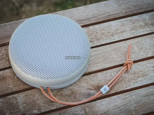 Bang & Olufsen BeoSound A1 3rd Gen Bluetooth hangszóró