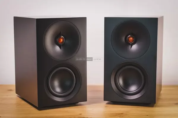 Cambridge Audio L/R S aktív hangfal