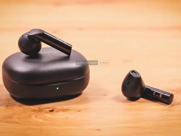 Denon AH-C500W Bluetooth fülhallgató