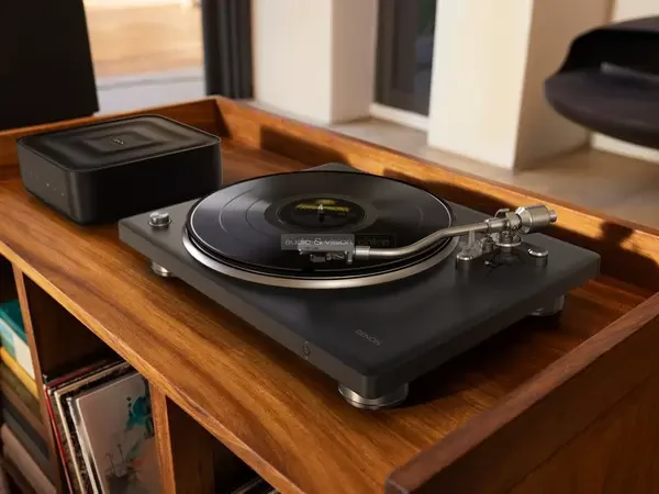 Denon DP-500BT vinyl lemezjátszó