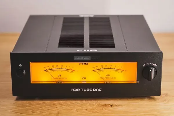 FiiO Warmer R2R DAC