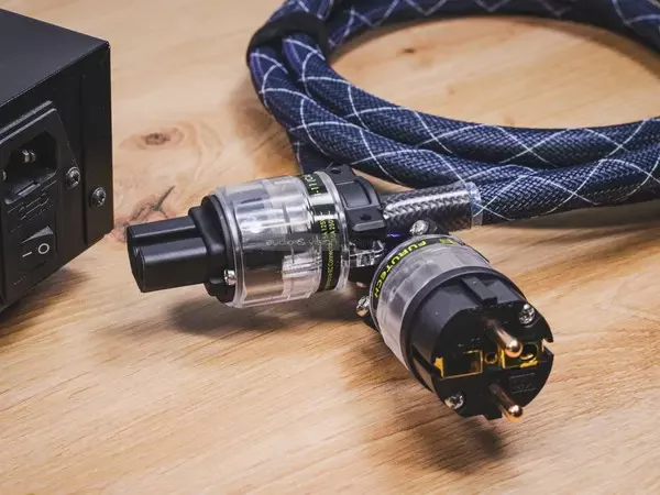 Furutech The Astoria Plus tápkábel