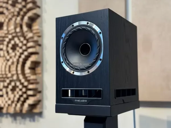 Fyne Audio F500S hangfal teszt