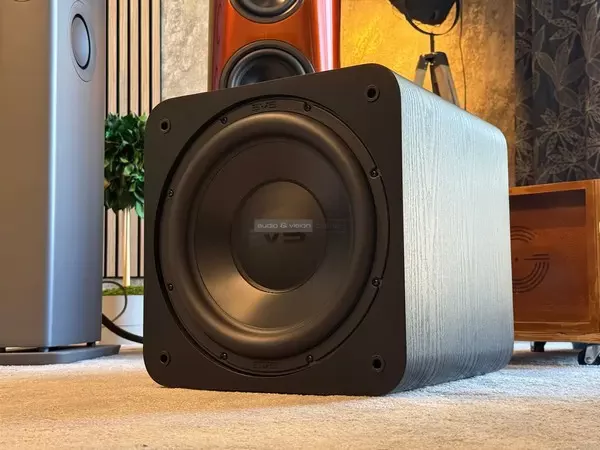 SVS SB-3000 REvolution mélyláda